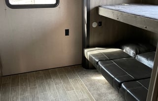 2020 Palomino Puma 32BHDB