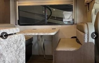 Tour New England in a 2019 Thor Freedom Elite 22FE