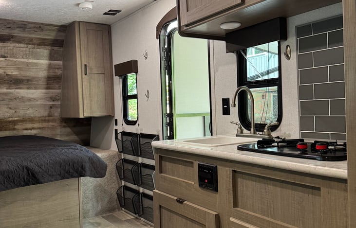 Range, sink, and refrigerator for all your cooking needs