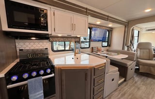 Bunks Sleeps 8 Class A "Annie"