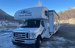 2023 Thor Motor Coach class C 31 feet