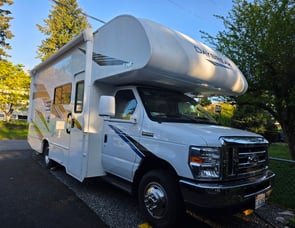 Thor Motor Coach Four Winds 22B