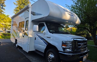 2019 Thor Motor Coach Daybreak 22DB