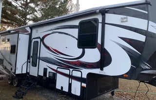 2015 Heartland Cyclone 3110 -HAL 500