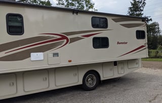 2016 Winnebago Vista 31BE Harvey The RV