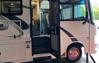 CREATING YOUR DREAM RV ADVENTURE