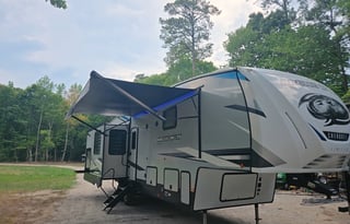 Spacious 5th Wheel | Family Adventures Await!