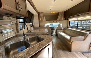 “TULIP” - 2017 Thor Motor Coach Freedom Elite 29FE