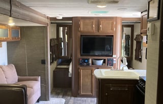 Great for families- 7 beds, 1 master bed