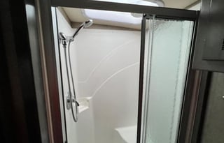 2018 Winnebago Forza 36G