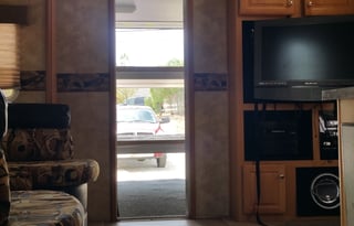 2008 Heartland Cyclone Fifth Wheel 3950