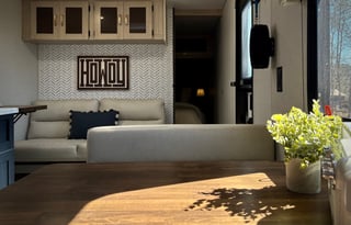 *NEW* Easy Family Camping – 2024 Avenger 25BH