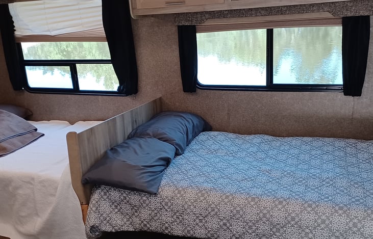 Couch and dinette bed conversion