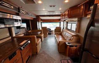 2015 Fleetwood RV Excursion 35B Tripper