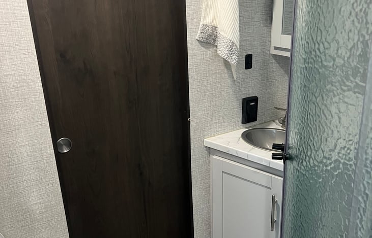 Full bath with access from living area