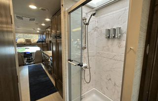 'Maverick' Sleeps 8! Loaded with Comfort Amenities