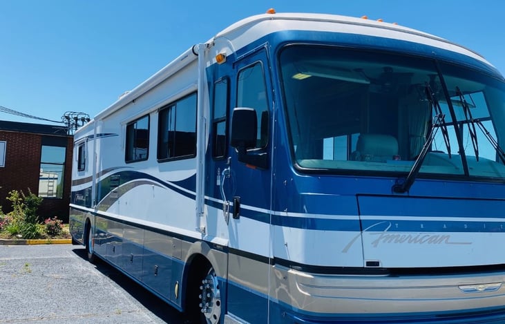 40.0 American Tradition 42M Class A Motor Home | RVshare