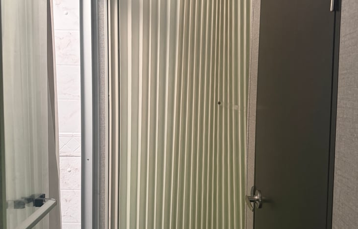 bedroom privacy door
