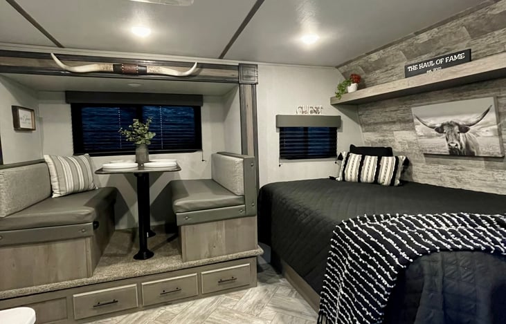 Newly decorated for 2023! Modern Farmhouse.