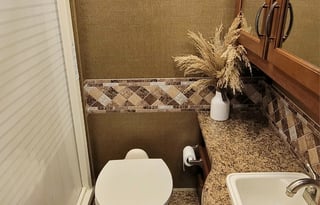 Perfect for a family.Freedom  Elite THOR 29FE