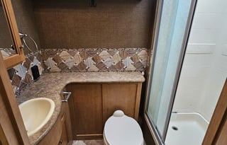 2015 Thor Motor Coach Windsport 32N