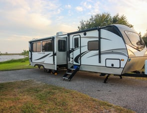 Keystone RV Cougar 34TSB
