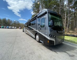 Winnebago Forza 38D