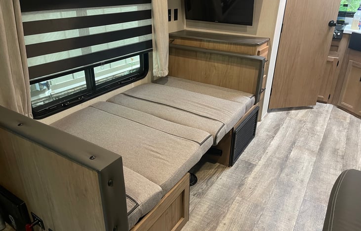 Dinette can be lowered to sleep a small adult, child or perhaps two small children