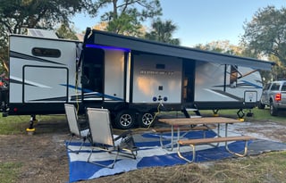 2022 Forest River RV Cherokee Alpha Wolf 33BH-L