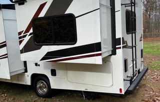 2023 Coachmen RV Freelander 26DS Ford 450