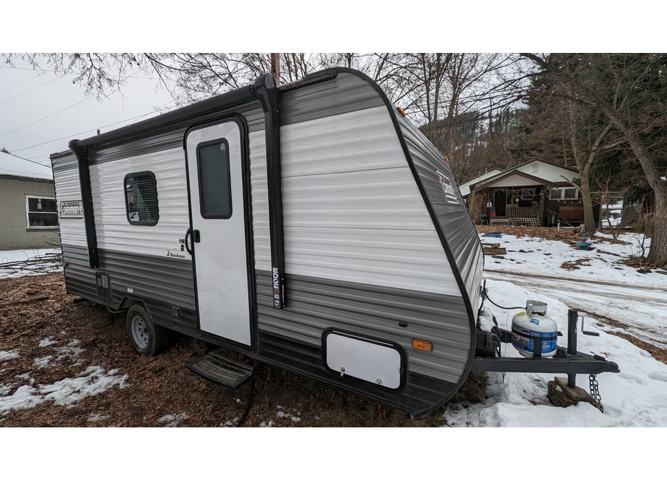 Travel Trailer rentals in Wynndel