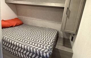 BRAND NEW!! 2025 Bailey Hideout