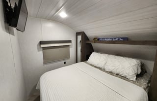 Glamping with Bunkhouse!