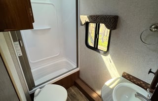 2022 Northwood Nash 24B