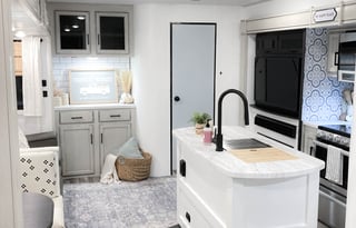 Brand New Beautifully Renovated 2022 Jayco Eagle