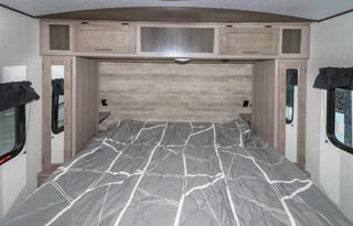 2022 CrossRoads RV Sunset Trail Super Lite SS331BH