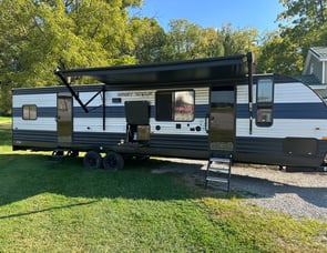 Forest River RV Cherokee Grey Wolf 29RRT