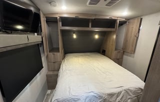 2021 Grand Design Imagine 2800BH Travel Trailer