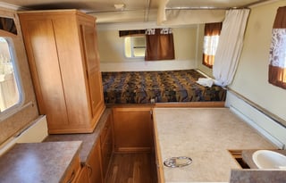 Hard Side Popup with amenities of a large TT