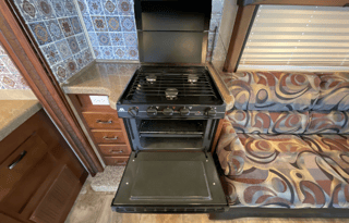 Ultimate home on wheels!-2013 Jayco Greyhawk 29KS