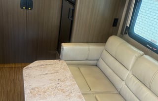 Class A easy to drive.No special license required.