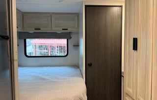Forest River Sunseeker – Family Fun Easy to Drive