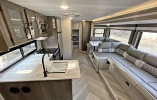 2022 Forest River RV Wildwood X-Lite 273QBXL