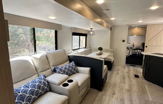 Explore Vernal's Beauty: Comfortable RV Rental