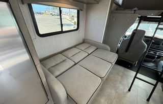 2021 Coachmen RV Freelander 26DS Ford 450
