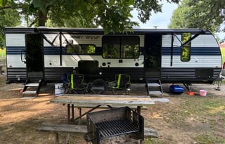 Cozy Camping in the Cherokee at Big Creek RV Park