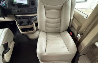 BRAND NEW 2026 Entegra Esteem 27U 30' Class C