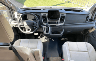 Bunks/ all wheel drive/ Lithium/ solar/ generator