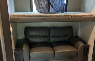 Jay: Pet Friendly 2BR RV in Resort Near Beaches