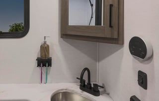 2024 Luxury Bunkhouse | we delivery!